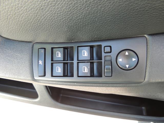 2005 BMW X5 3.0i / AWD / Leather / Heats Seats/ Panoramic Sunr - Photo 34 - Portland, OR 97217