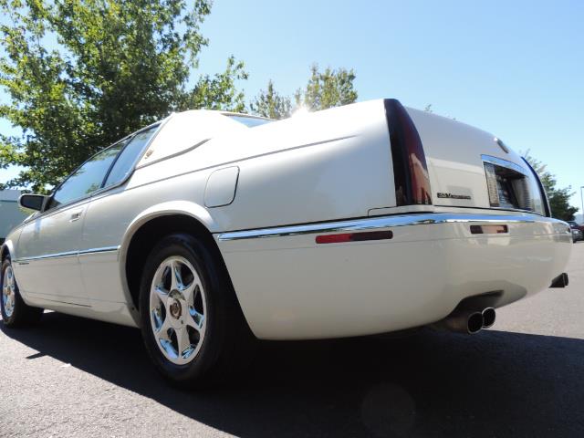 1997 Cadillac Eldorado 2DR COUPE / LEATHER / SUNROOF / EXCEL COND - Photo 11 - Portland, OR 97217