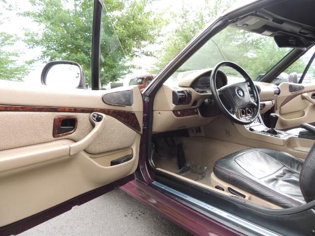 1998 BMW Z3 2.8 / Convertible / 5-SPEED / NEW TOP / Excel Cond - Photo 34 - Portland, OR 97217