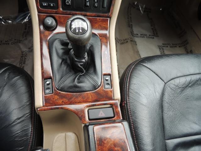 1998 BMW Z3 2.8 / Convertible / 5-SPEED / NEW TOP / Excel Cond - Photo 18 - Portland, OR 97217