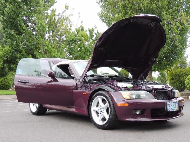 1998 BMW Z3 2.8 / Convertible / 5-SPEED / NEW TOP / Excel Cond - Photo 31 - Portland, OR 97217