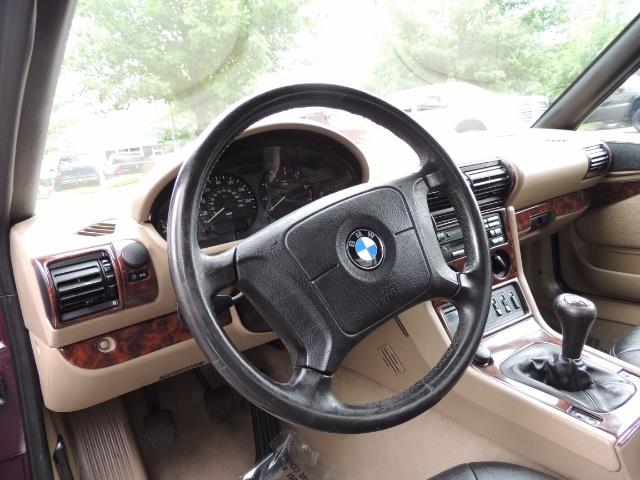 1998 BMW Z3 2.8 / Convertible / 5-SPEED / NEW TOP / Excel Cond - Photo 16 - Portland, OR 97217