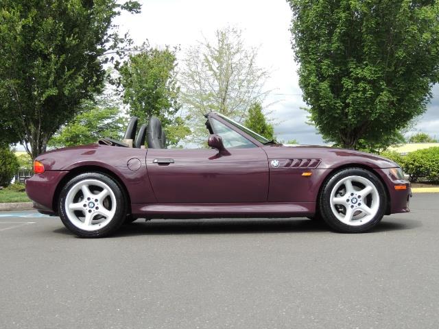 1998 BMW Z3 2.8 / Convertible / 5-SPEED / NEW TOP / Excel Cond - Photo 4 - Portland, OR 97217