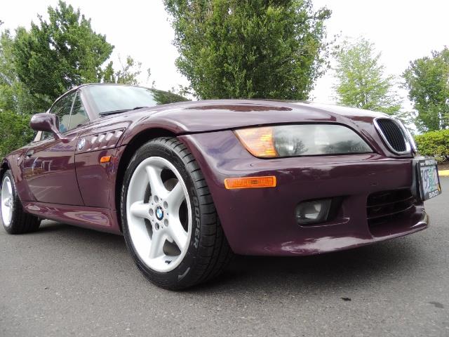 1998 BMW Z3 2.8 / Convertible / 5-SPEED / NEW TOP / Excel Cond - Photo 10 - Portland, OR 97217