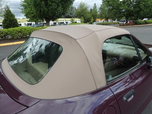 1998 BMW Z3 2.8 / Convertible / 5-SPEED / NEW TOP / Excel Cond - Photo 22 - Portland, OR 97217
