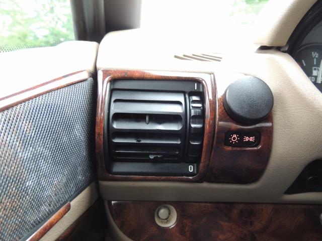 1998 BMW Z3 2.8 / Convertible / 5-SPEED / NEW TOP / Excel Cond - Photo 39 - Portland, OR 97217