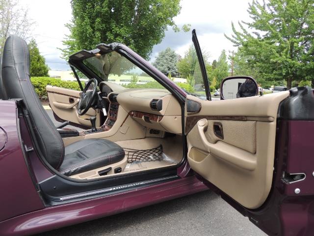 1998 BMW Z3 2.8 / Convertible / 5-SPEED / NEW TOP / Excel Cond - Photo 14 - Portland, OR 97217