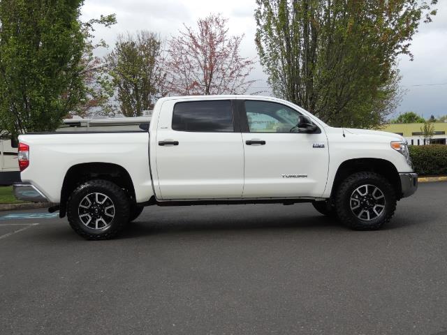 2014 Toyota Tundra SR5 / CrewMax / 4X4 / 5.7L / LEATHER / 1-Owner - Photo 4 - Portland, OR 97217
