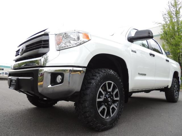 2014 Toyota Tundra SR5 / CrewMax / 4X4 / 5.7L / LEATHER / 1-Owner - Photo 9 - Portland, OR 97217