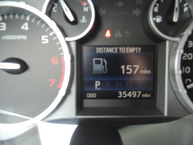 2014 Toyota Tundra SR5 / CrewMax / 4X4 / 5.7L / LEATHER / 1-Owner - Photo 42 - Portland, OR 97217