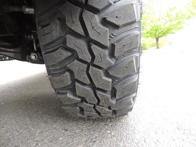 2014 Toyota Tundra SR5 / CrewMax / 4X4 / 5.7L / LEATHER / 1-Owner - Photo 23 - Portland, OR 97217