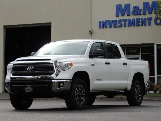 2014 Toyota Tundra SR5 / CrewMax / 4X4 / 5.7L / LEATHER / 1-Owner - Photo 40 - Portland, OR 97217