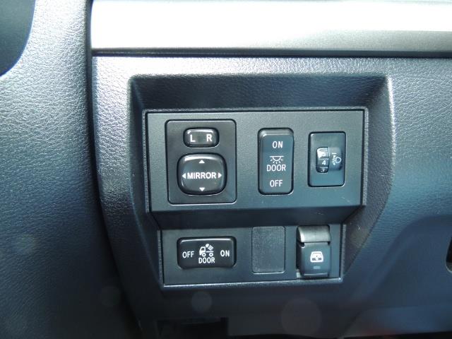 2014 Toyota Tundra SR5 / CrewMax / 4X4 / 5.7L / LEATHER / 1-Owner - Photo 43 - Portland, OR 97217