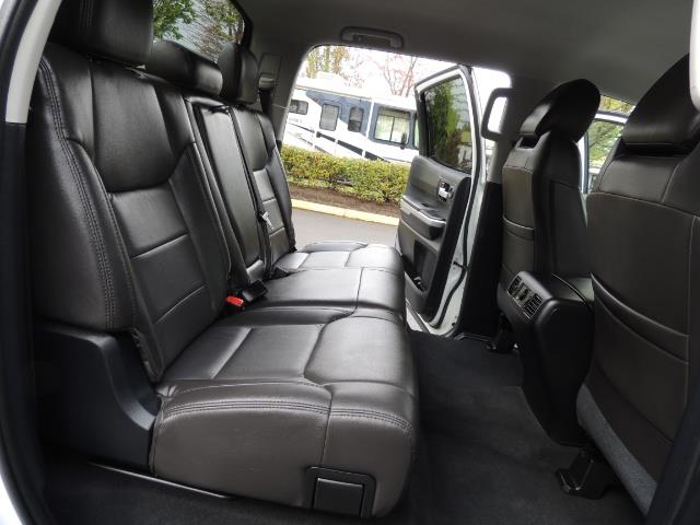 2014 Toyota Tundra SR5 / CrewMax / 4X4 / 5.7L / LEATHER / 1-Owner - Photo 16 - Portland, OR 97217