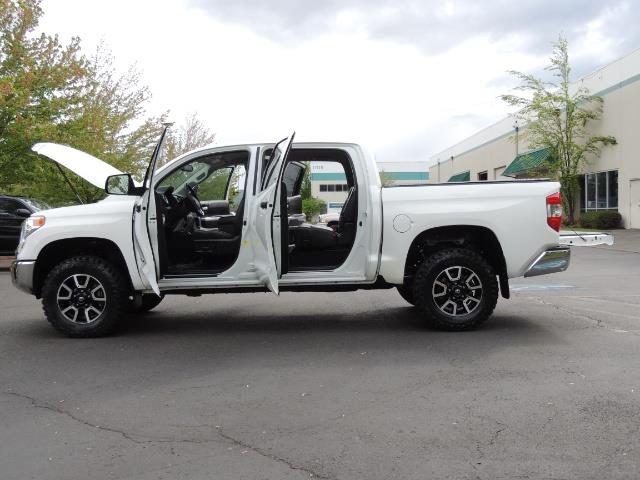 2014 Toyota Tundra SR5 / CrewMax / 4X4 / 5.7L / LEATHER / 1-Owner - Photo 26 - Portland, OR 97217