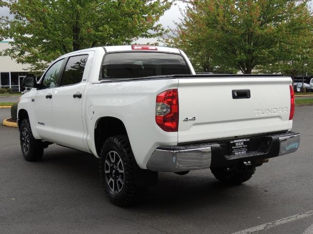 2014 Toyota Tundra SR5 / CrewMax / 4X4 / 5.7L / LEATHER / 1-Owner - Photo 7 - Portland, OR 97217