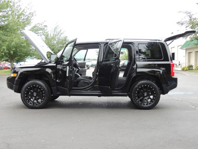 2016 Jeep Patriot Latitude / 4X4 / Heated Seats / LIFTED - Photo 26 - Portland, OR 97217