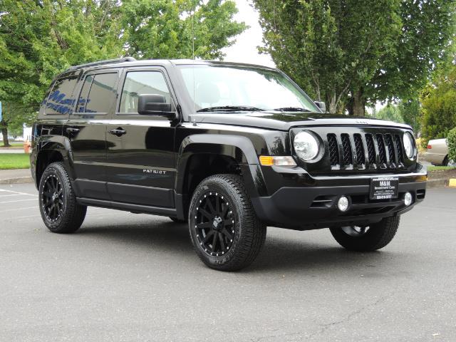 2016 Jeep Patriot Latitude / 4X4 / Heated Seats / LIFTED - Photo 2 - Portland, OR 97217