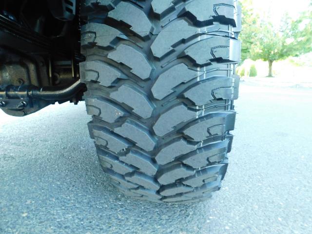 2003 Ford F-250 Super Duty Lariat / 4X4 / 7.3L DIESEL / FX-4 - Photo 23 - Portland, OR 97217