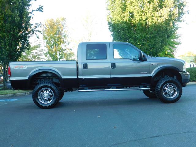 2003 Ford F-250 Super Duty Lariat / 4X4 / 7.3L DIESEL / FX-4 - Photo 4 - Portland, OR 97217