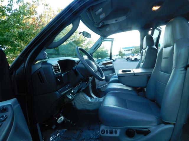 2003 Ford F-250 Super Duty Lariat / 4X4 / 7.3L DIESEL / FX-4 - Photo 12 - Portland, OR 97217
