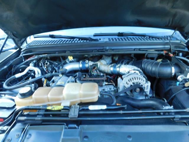 2003 Ford F-250 Super Duty Lariat / 4X4 / 7.3L DIESEL / FX-4 - Photo 31 - Portland, OR 97217