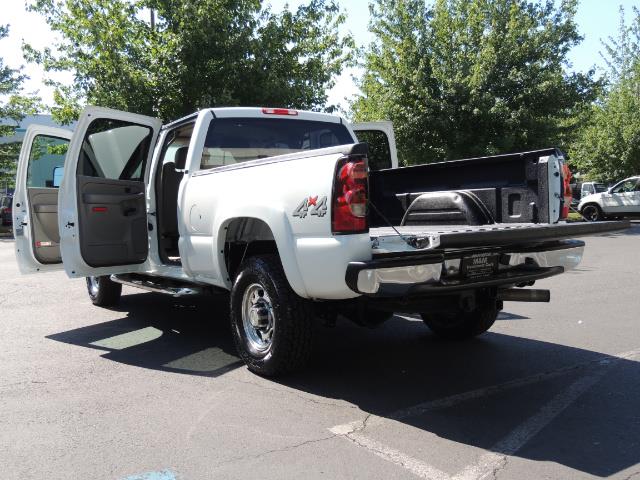 2007 Chevrolet Silverado 2500 LT / 4X4 / 6.6L DURAMAX DIESEL / 1-OWNER - Photo 27 - Portland, OR 97217