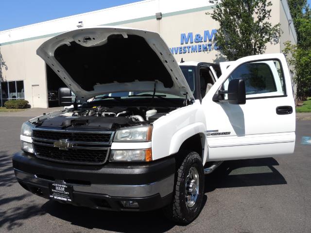 2007 Chevrolet Silverado 2500 LT / 4X4 / 6.6L DURAMAX DIESEL / 1-OWNER - Photo 25 - Portland, OR 97217