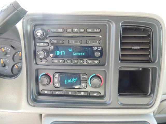 2007 Chevrolet Silverado 2500 LT / 4X4 / 6.6L DURAMAX DIESEL / 1-OWNER - Photo 21 - Portland, OR 97217