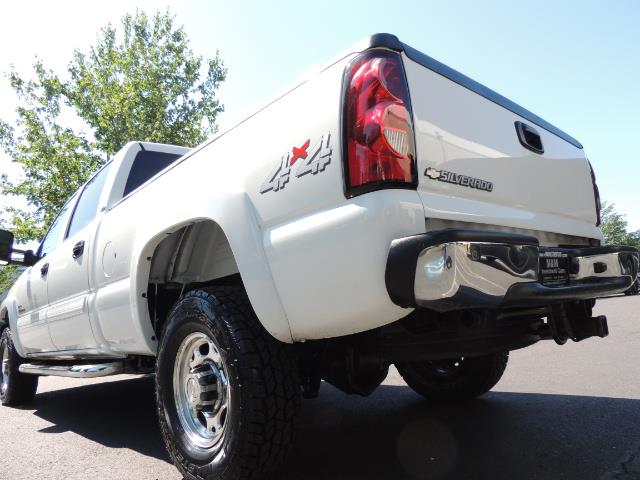 2007 Chevrolet Silverado 2500 LT / 4X4 / 6.6L DURAMAX DIESEL / 1-OWNER - Photo 11 - Portland, OR 97217