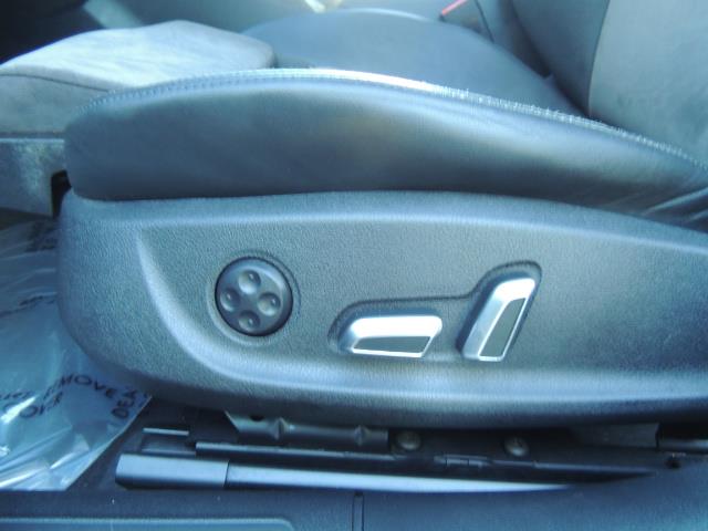 2014 Audi S4 3.0T quattro Premium Plus / 1-Owner / New Tires - Photo 37 - Portland, OR 97217