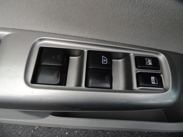 2009 Subaru Forester 2.5 X Limited NAVI / LEATHER / AWD RACK - Photo 32 - Portland, OR 97217