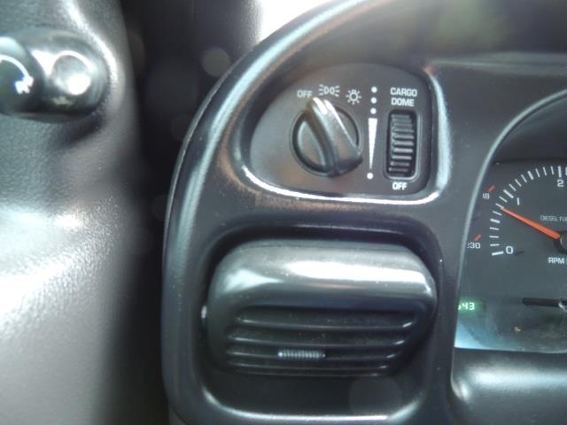 2001 Dodge Ram 2500 Quad Cab / 4X4 / 5.9 L Cummins Diesel / 102K MILES - Photo 37 - Portland, OR 97217