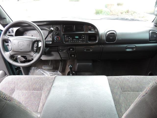 2001 Dodge Ram 2500 Quad Cab / 4X4 / 5.9 L Cummins Diesel / 102K MILES - Photo 18 - Portland, OR 97217