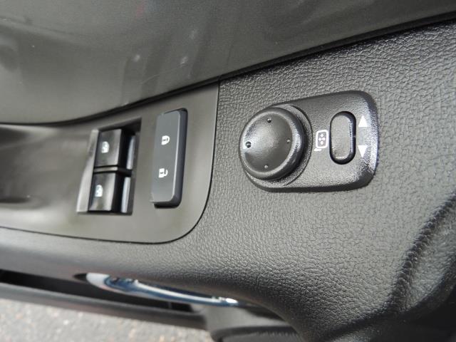 2012 Chevrolet Camaro SS / RS Package / Leather / Sunroof /Backup camera - Photo 35 - Portland, OR 97217
