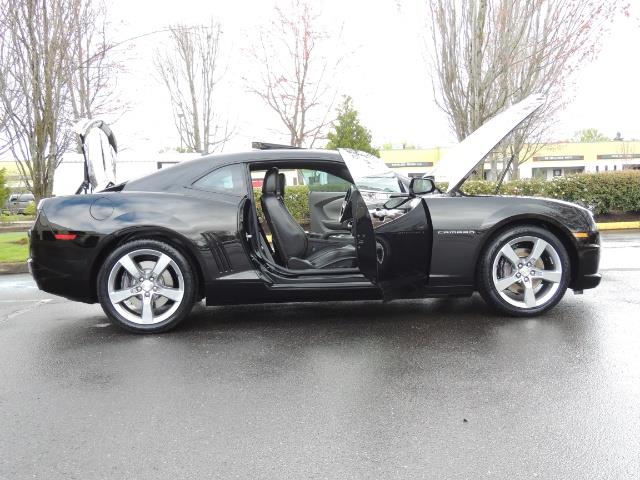 2012 Chevrolet Camaro SS / RS Package / Leather / Sunroof /Backup camera - Photo 30 - Portland, OR 97217