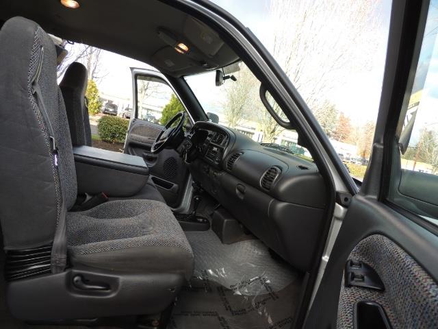 2002 Dodge Ram 2500 4X4 Long Bed 5.9 L Cummins Turbo Diesel 100K MLS - Photo 17 - Portland, OR 97217