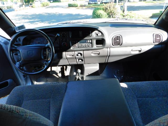 2002 Dodge Ram 2500 4X4 Long Bed 5.9 L Cummins Diesel LIFTED 100K MLS - Photo 17 - Portland, OR 97217