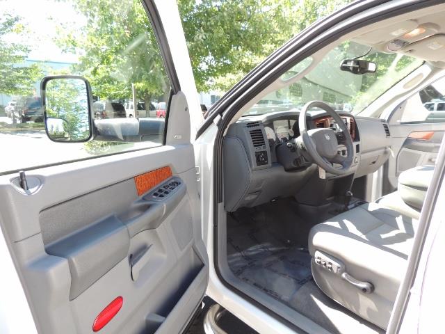 2006 Dodge Ram 2500 Laramie 5.9L Quad Cab 4WD LIFTED / 35 "MUD LOWMILES - Photo 31 - Portland, OR 97217