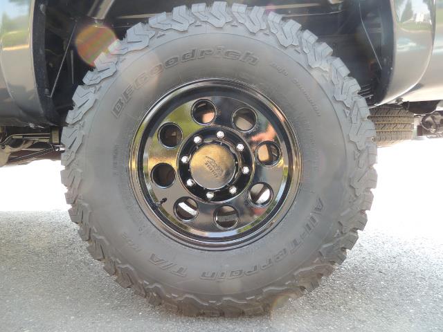 2005 Chevrolet Silverado 2500 LT 4dr Extended Cab LT / 4X4 / DURAMAX DIESEL - Photo 23 - Portland, OR 97217