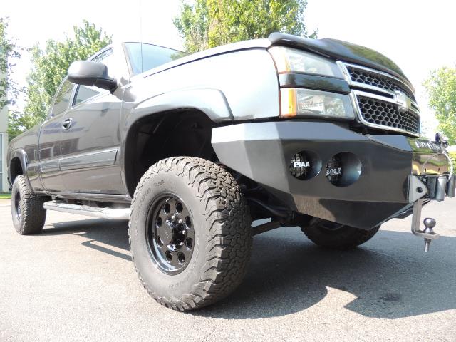 2005 Chevrolet Silverado 2500 LT 4dr Extended Cab LT / 4X4 / DURAMAX DIESEL - Photo 12 - Portland, OR 97217