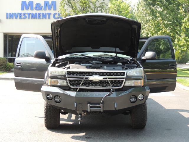 2005 Chevrolet Silverado 2500 LT 4dr Extended Cab LT / 4X4 / DURAMAX DIESEL - Photo 32 - Portland, OR 97217
