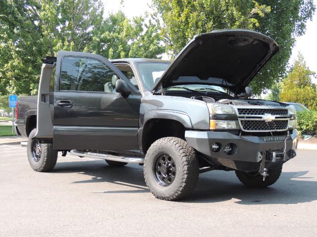 2005 Chevrolet Silverado 2500 LT 4dr Extended Cab LT / 4X4 / DURAMAX DIESEL - Photo 31 - Portland, OR 97217