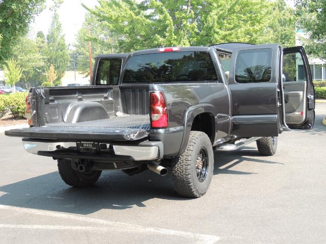 2005 Chevrolet Silverado 2500 LT 4dr Extended Cab LT / 4X4 / DURAMAX DIESEL - Photo 29 - Portland, OR 97217