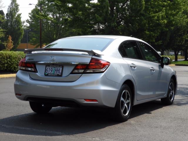 2015 Honda Civic SE / Sedan / Backup camera / Spoiler / 1-OWNER - Photo 8 - Portland, OR 97217