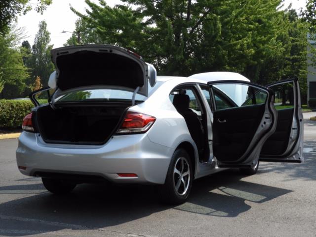 2015 Honda Civic SE / Sedan / Backup camera / Spoiler / 1-OWNER - Photo 29 - Portland, OR 97217
