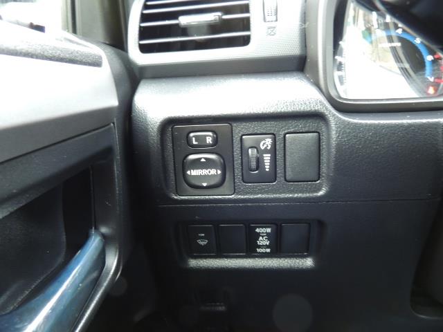 2016 Toyota 4Runner 4WD / V6 / 3RD SEAT / FACTORY WARRANTY / LIFTED !! - Photo 40 - Portland, OR 97217
