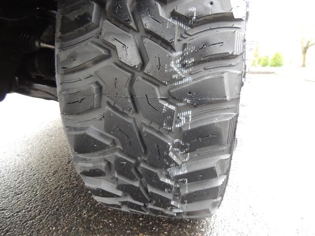 2016 Toyota 4Runner 4WD / V6 / 3RD SEAT / FACTORY WARRANTY / LIFTED !! - Photo 24 - Portland, OR 97217