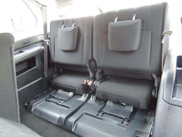 2016 Toyota 4Runner 4WD / V6 / 3RD SEAT / FACTORY WARRANTY / LIFTED !! - Photo 16 - Portland, OR 97217