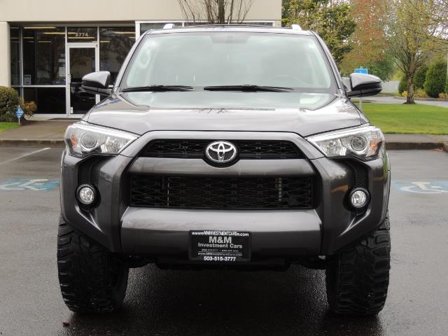 2016 Toyota 4Runner 4WD / V6 / 3RD SEAT / FACTORY WARRANTY / LIFTED !! - Photo 5 - Portland, OR 97217